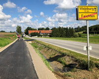 Freie Fahrt auf dem neuen Geh- und Radweg zwischen Feichten (Neumarkt-Sankt Veit) und Egglkofen