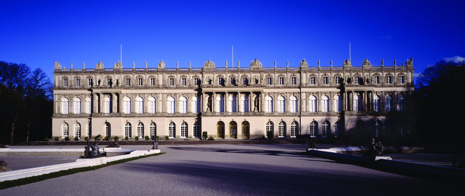 Das Schloss Herrenchiemsee.

Foto: Staatliches Bauamt Rosenheim - © Saatliches Bauamt Rosenheim